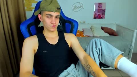 Frank online show from 10/23/25, 04:56