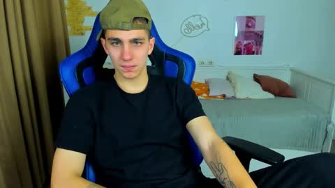 Frank online show from 10/27/25, 04:38