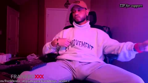 Snapshot of frankcokxxx chatting on 12/17/25, 08:20 Frankboxxx and mat online show from 12/17/25, 08:20