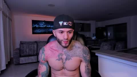 Frank Farrell. Hey remember to give me a thumbs up Ty online show from 02/16/25, 01:25