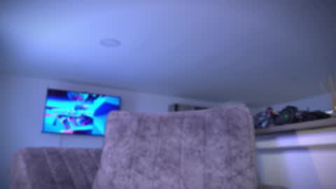 Frank Farrell. Hey remember to give me a thumbs up Ty online show from 10/01/25, 09:43