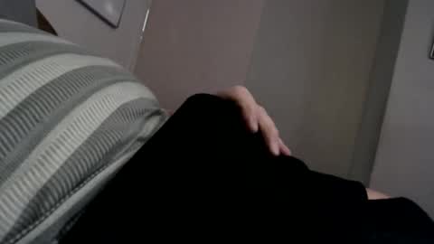 Snapshot of frankiel745 chatting on 10/01/25, 11:38 frankiel745 online show from 10/01/25, 11:38