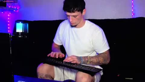 Franco online show from 11/09/25, 03:05