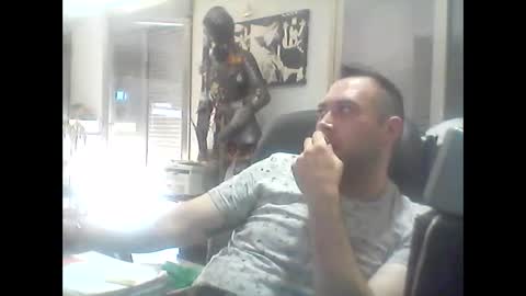Snapshot of frankonde chatting on 05/11/26, 02:45 Frankonde online show from 05/11/26, 02:45