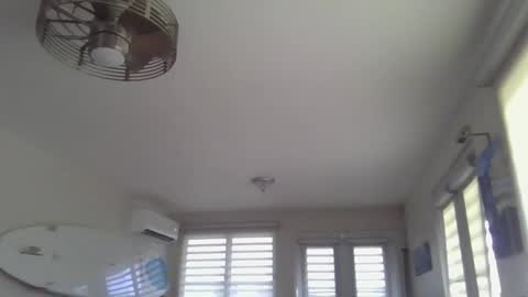 Snapshot of frankorican chatting on 04/03/26, 12:14 frankorican online show from 04/03/26, 12:14