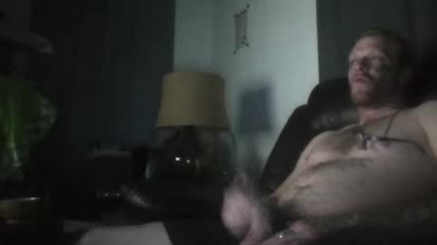 Snapshot of frankyb0yforeal chatting on 05/19/26, 07:37 frankyb0yforeal online show from 05/19/26, 07:37