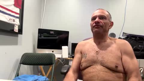 Snapshot of frankyjones8989 chatting on 04/25/26, 05:21 Frany online show from 04/25/26, 05:21