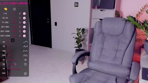 Snapshot of frannpalmer chatting on 02/03/25, 09:07 Frann online show from 02/03/25, 09:07