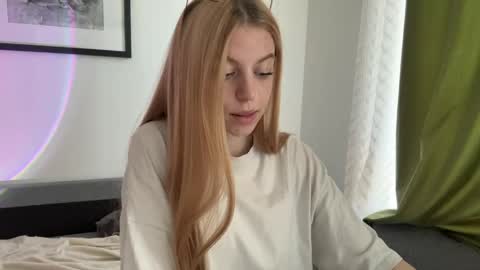 Snapshot of franny_fresh chatting on 03/24/26, 09:14 franny_fresh online show from 03/24/26, 09:14