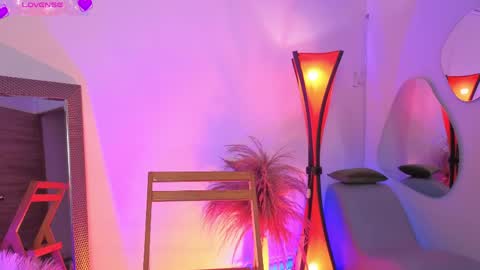 Fransheska online show from 05/12/26, 11:40