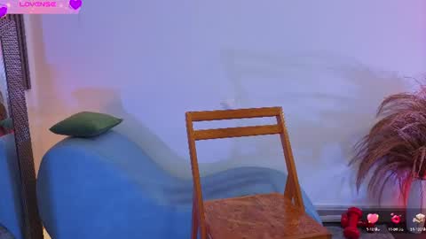 Fransheska online show from 06/12/26, 11:31