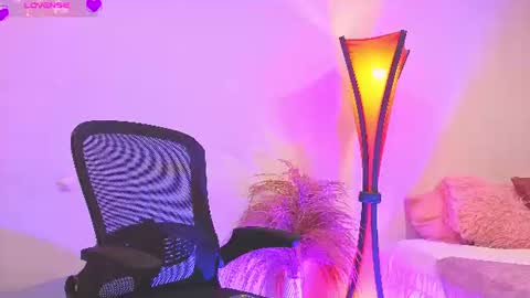 Fransheska online show from 06/16/26, 11:46