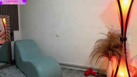 Fransheska online show from 06/19/26, 11:36