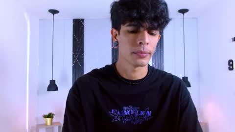 Franvill trato online show from 11/03/25, 07:37