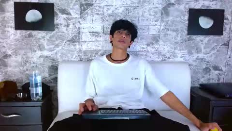 Franvill trato online show from 12/15/25, 07:29