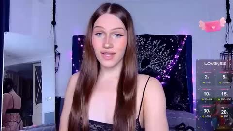 I am franzeva  online show from 09/21/25, 06:48