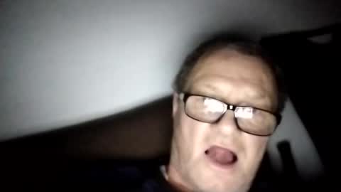 Snapshot of frauenfeind1 chatting on 11/23/25, 06:24 Wolfi online show from 11/23/25, 06:24