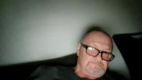 Snapshot of frauenfeind1 chatting on 02/22/26, 07:19 Wolfi online show from 02/22/26, 07:19