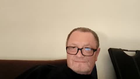 Wolfi online show from 04/03/26, 06:11