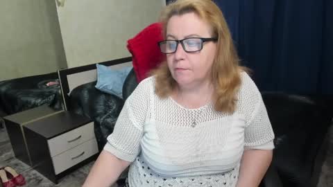 Snapshot of fraumartha chatting on 04/06/26, 12:28 FrauMartha online show from 04/06/26, 12:28