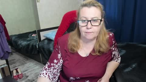 Snapshot of fraumartha chatting on 04/11/26, 01:37 FrauMartha online show from 04/11/26, 01:37