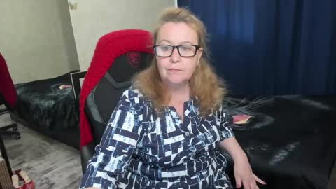 Snapshot of fraumartha chatting on 04/17/26, 01:14 FrauMartha online show from 04/17/26, 01:14