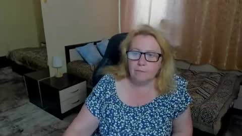 Snapshot of fraumartha chatting on 06/28/26, 12:55 FrauMartha online show from 06/28/26, 12:55