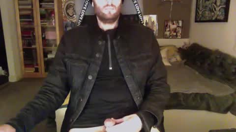 Snapshot of frbdycltr chatting on 12/23/24, 10:10 Free Body Culture 3 online show from 12/23/24, 10:10