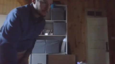 Snapshot of frcokin chatting on 10/15/25, 08:58 frcokin online show from 10/15/25, 08:58