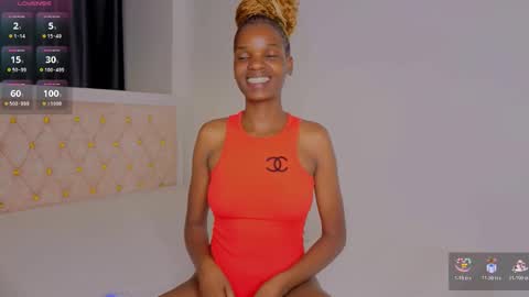 Snapshot of freakky_nessa chatting on 11/19/25, 08:36 Nessa-Independent model online show from 11/19/25, 08:36