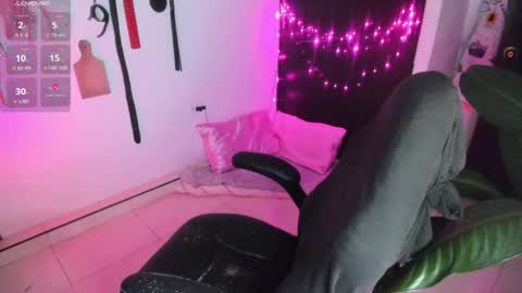 Lia Gomez online show from 04/27/26, 11:36