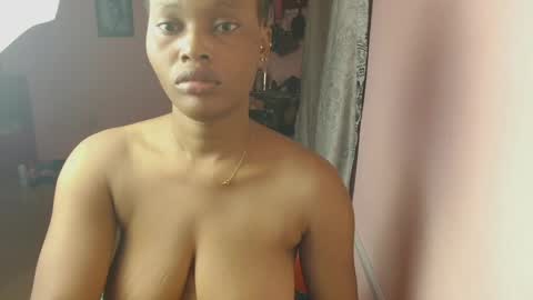 Snapshot of freaky_luna chatting on 03/22/26, 03:32 luna online show from 03/22/26, 03:32