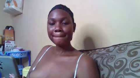 Snapshot of freaky_sony chatting on 10/29/25, 07:15 Sony online show from 10/29/25, 07:15