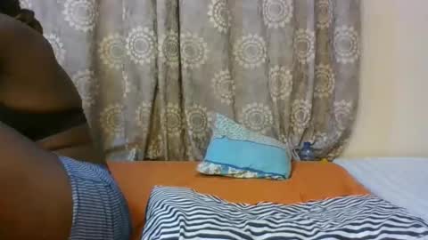 Freakies online show from 10/17/25, 06:10