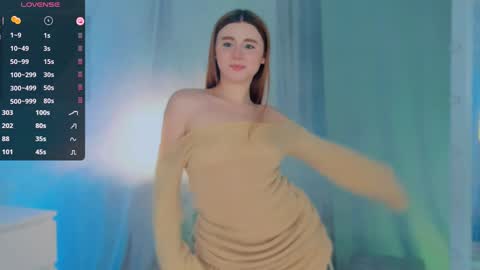 Snapshot of freckle_diyana chatting on 01/22/25, 05:37 Diyana online show from 01/22/25, 05:37