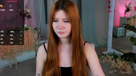 Snapshot of freckle_diyana chatting on 02/03/25, 06:45 Diyana online show from 02/03/25, 06:45