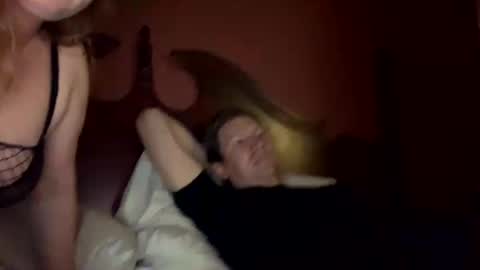 Snapshot of freckledfreaks chatting on 02/06/25, 01:10 Me Myself Irene online show from 02/06/25, 01:10