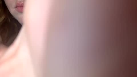 Snapshot of freckledfreaks chatting on 02/08/25, 08:31 Me Myself Irene online show from 02/08/25, 08:31