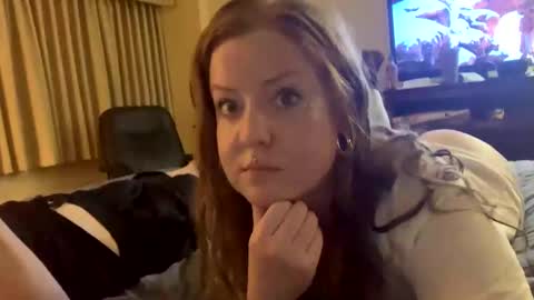 Snapshot of freckledfreaks chatting on 02/21/25, 04:40 Me Myself Irene online show from 02/21/25, 04:40