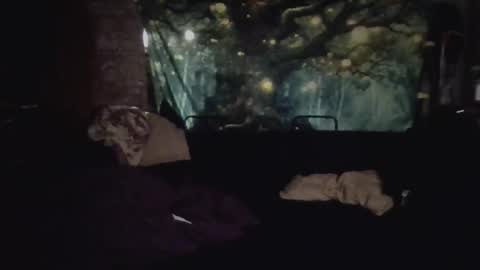 Snapshot of freckledfreaks chatting on 03/05/26, 06:53 Me Myself Irene online show from 03/05/26, 06:53