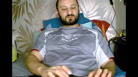 Snapshot of fred4games77 chatting on 12/17/25, 07:36 fred online show from 12/17/25, 07:36