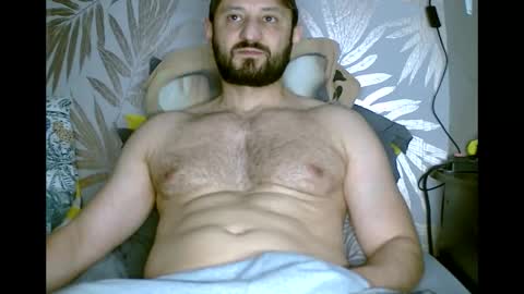 Snapshot of fred4games77 chatting on 12/21/25, 12:34 fred online show from 12/21/25, 12:34