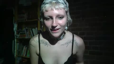Lily Red online show from 05/06/26, 03:35