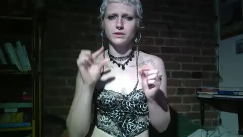 Lily Red online show from 05/14/26, 02:40