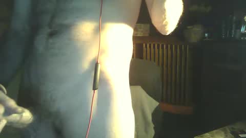 Snapshot of fred_spooner2 chatting on 11/24/25, 01:27 fred_spooner2 online show from 11/24/25, 01:27