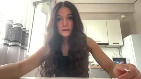 Snapshot of fredamedora chatting on 06/19/26, 05:34 Mia online show from 06/19/26, 05:34