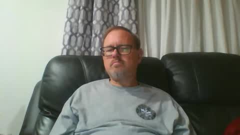 Snapshot of freddieknuck chatting on 05/01/26, 06:18 Just Fred online show from 05/01/26, 06:18