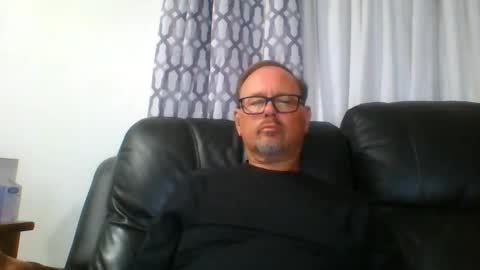 Snapshot of freddieknuck chatting on 06/10/26, 04:45 Just Fred online show from 06/10/26, 04:45