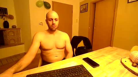 freddow online show from 10/18/25, 08:20