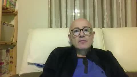 Snapshot of frederic8014 chatting on 11/01/25, 08:44 frederic8014 online show from 11/01/25, 08:44